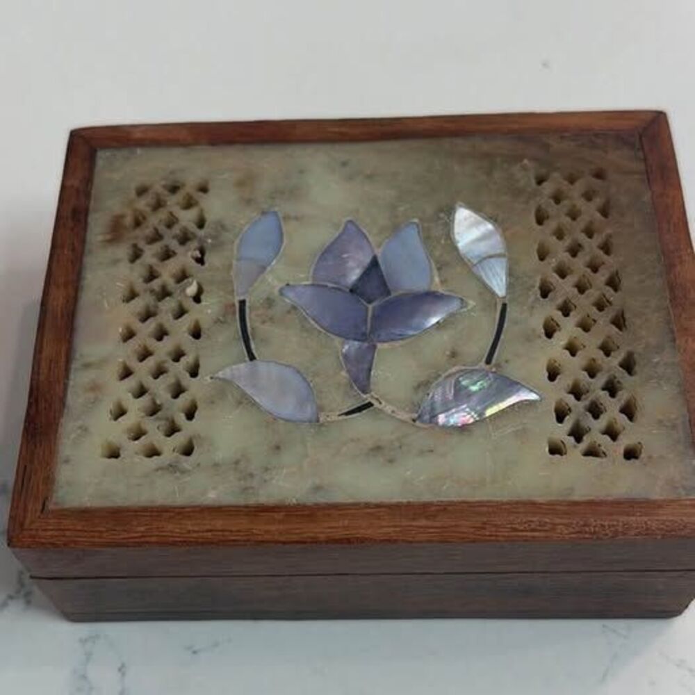 Vintage Indian Soapstone Trinket Box Mother of Pearl Floral Inlay Wood Frame